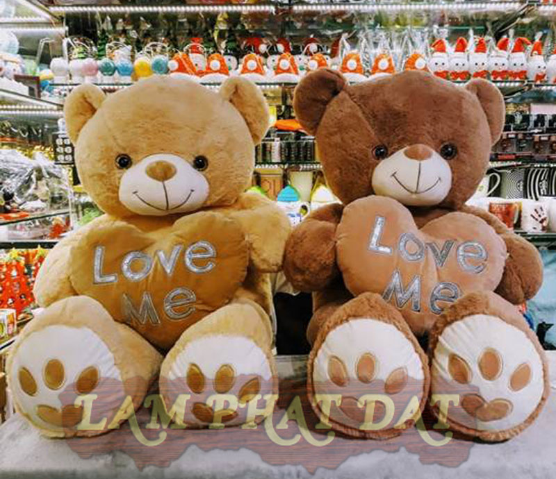 Gấu teddy ôm tim love me